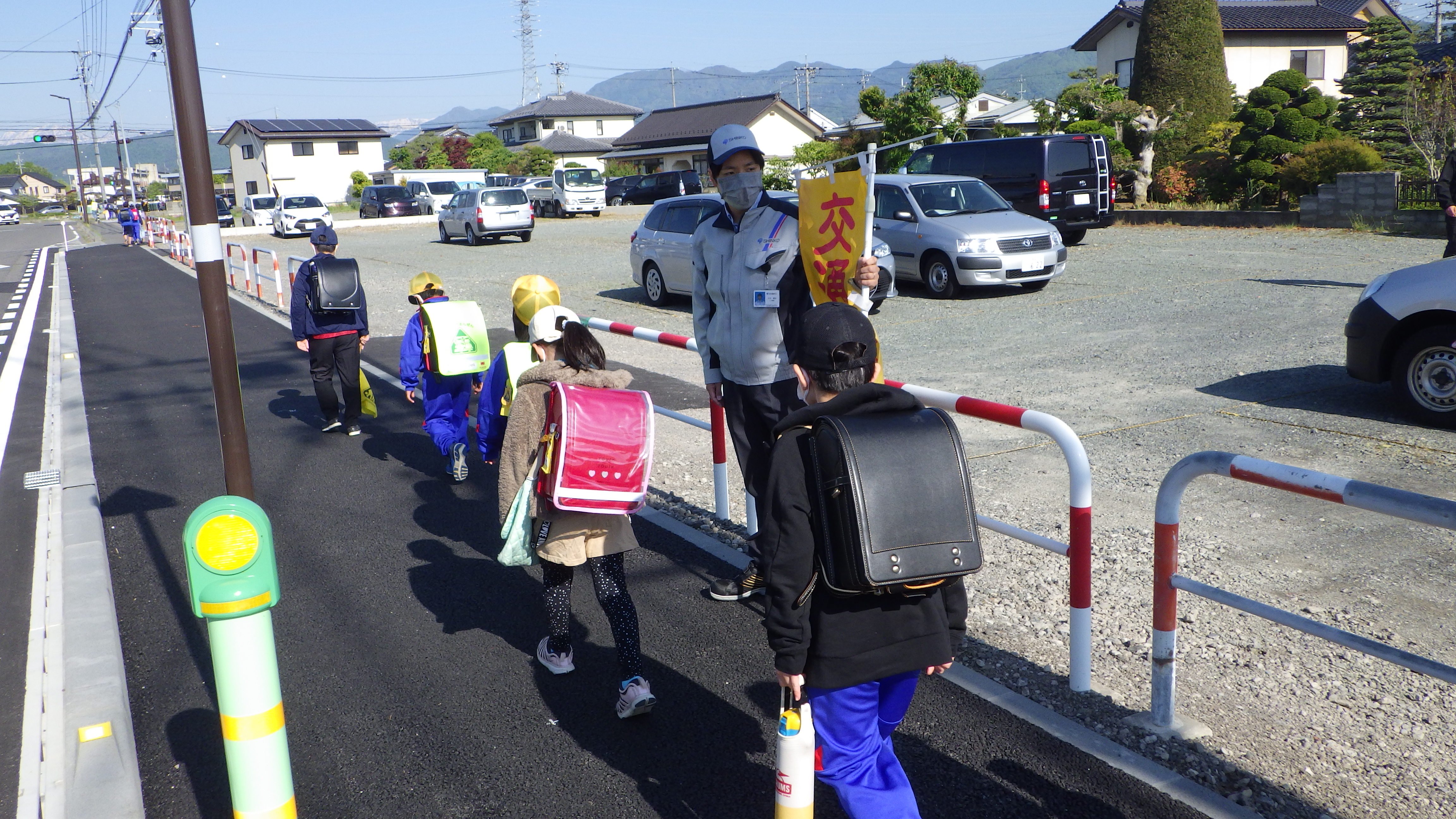 交通安全の街頭啓発活動.JPG